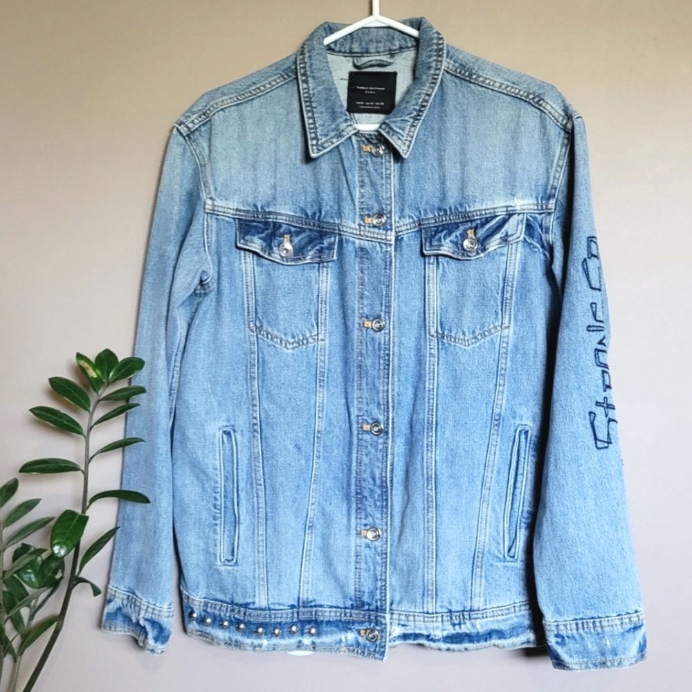 Rare HTF Zara Embroidered Patchwork  demin jacket